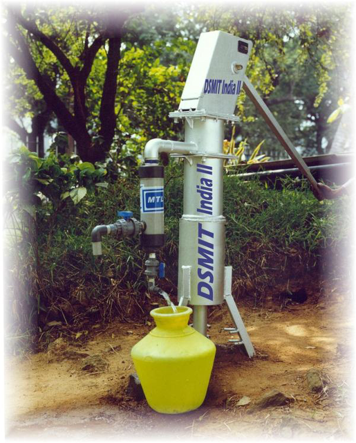Thinking Sticks Playing with Ideas hand pumps, siphons, water containers